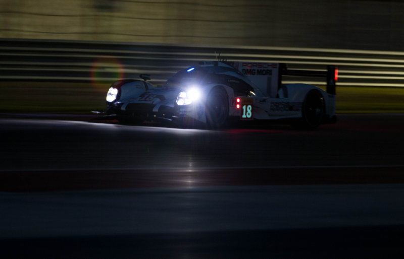 Illustration for article titled This Is Your Lone Star Le Mans Uber-Huge Photo Gallery